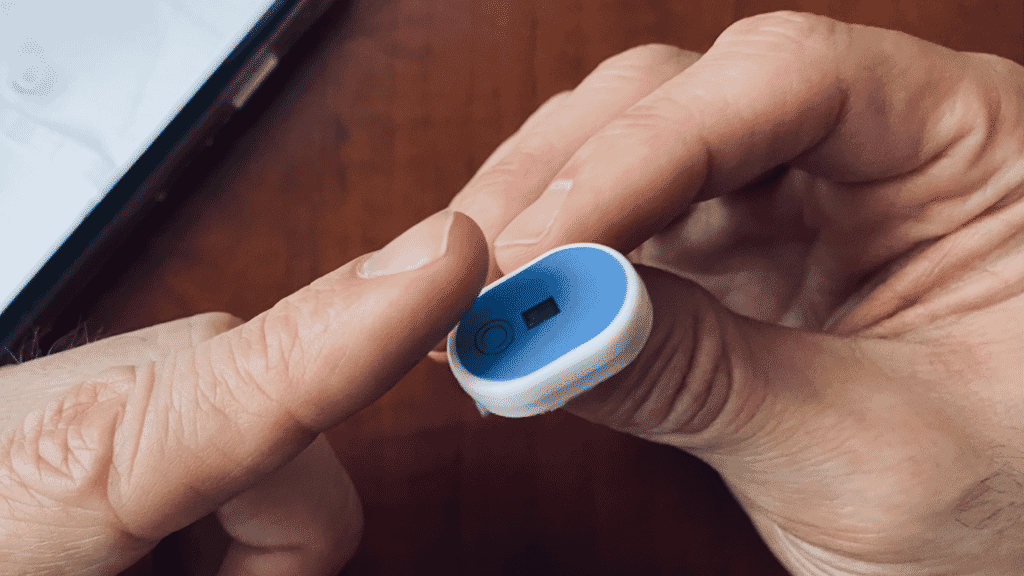 NightOwl disposable fingertip sensor
